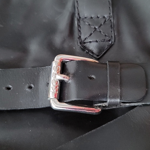 Kors Michael Kors Platform Leather Pull On Boots - Picture 5 of 12